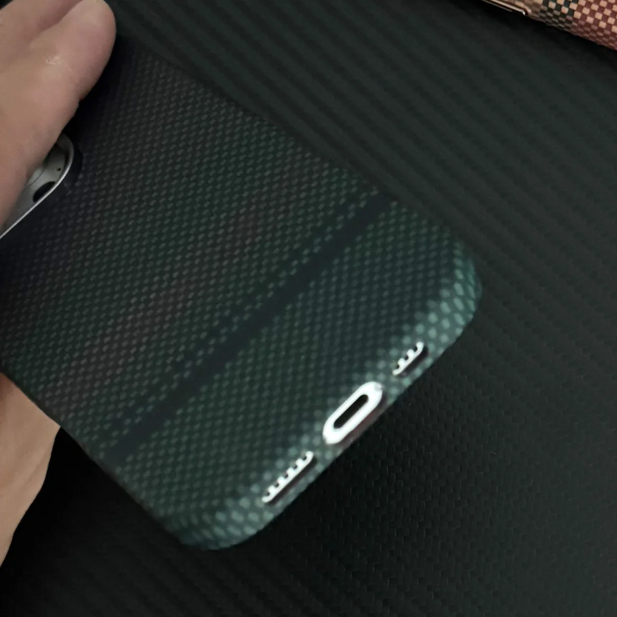 product laudtec customize graphic metal lens carbon fiber pc mobile protective phone cover magnetic phone case  for iphone 17 air promax-3