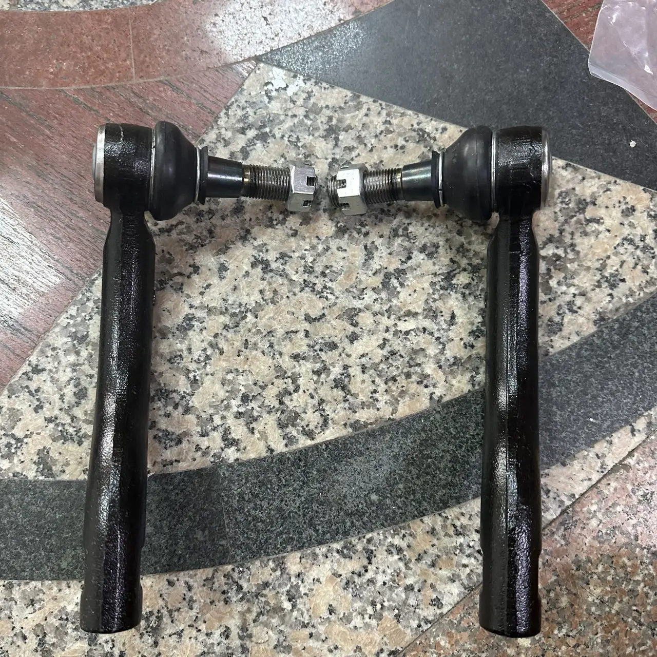 End Sub-Assy Tie Rod 45046-29565 for Hiace 2005-2018 - Reliable