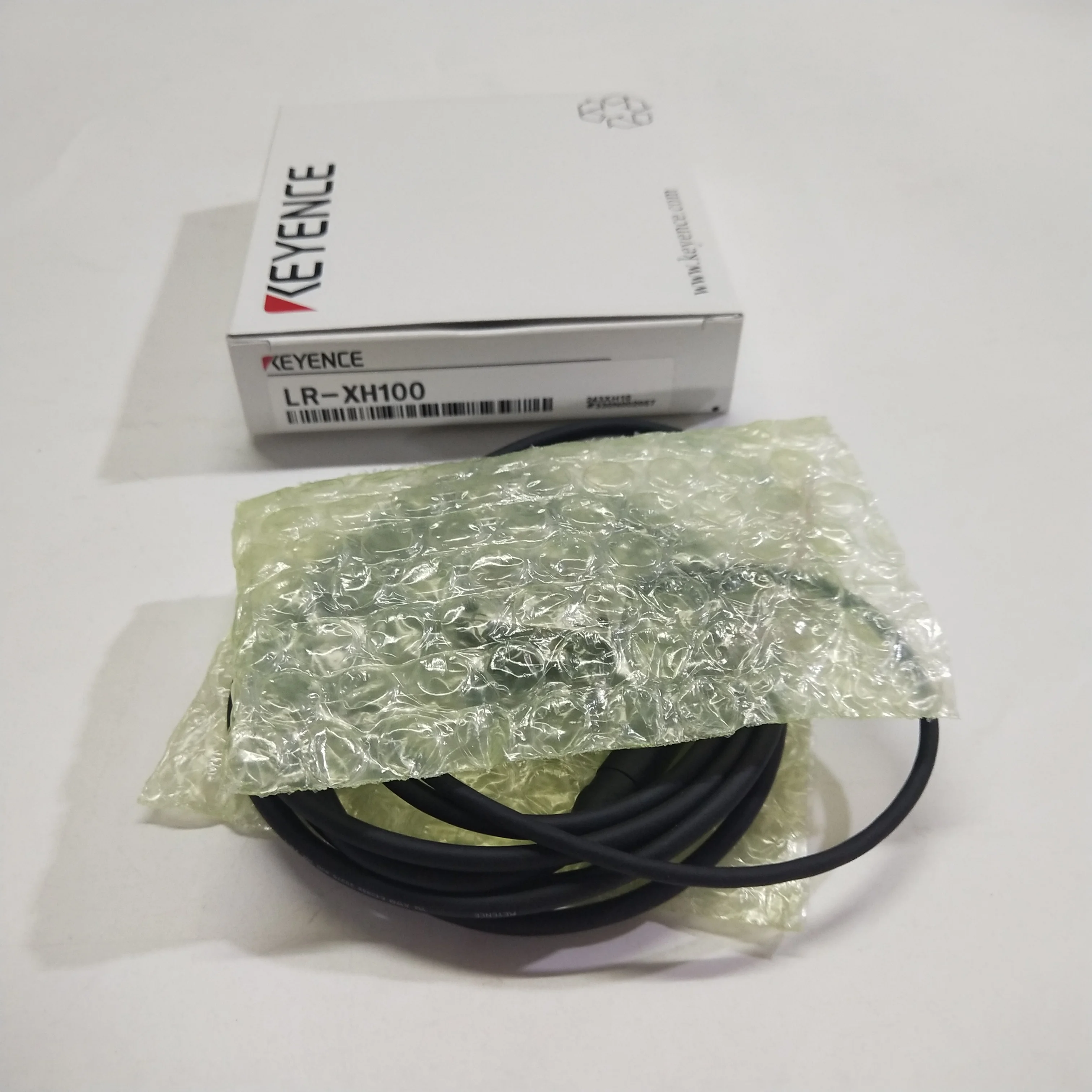 Original KEYENCE LR-XH100 Ambient Light Sensor Head, 100mm Range 