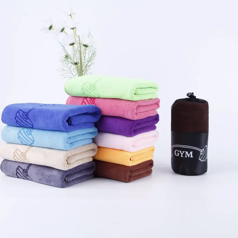 Custom 400gsm Gym Sports Towel Club Football Basketball Team Towel