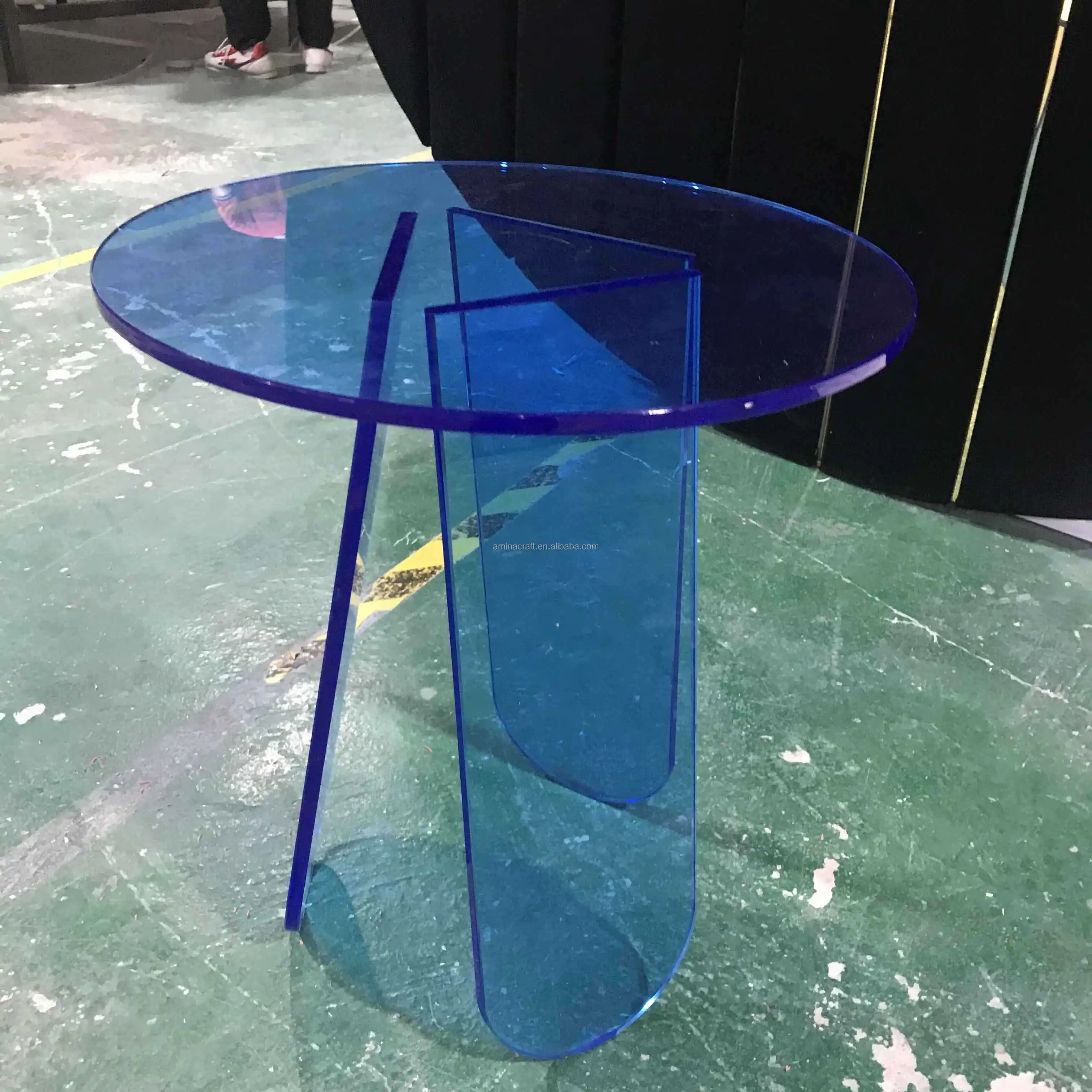 Amina Craft Transparent Furniture Acrylic Side Table Coffee Table  Iridescent Color Coffee Table