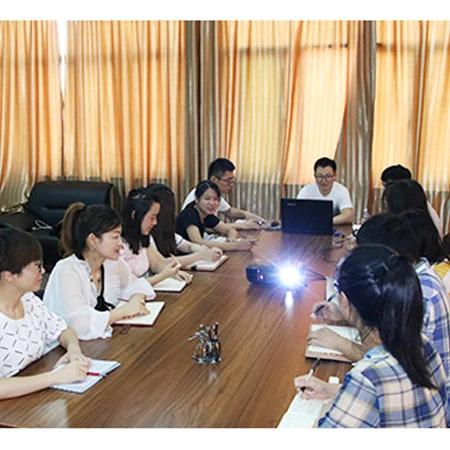 Yiwu Youjin Stationery Co., Ltd. 3