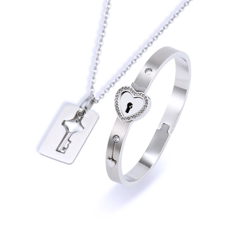 Fashion Classic Stainless Steel Set Jewelry Couple Lover Key Pendant