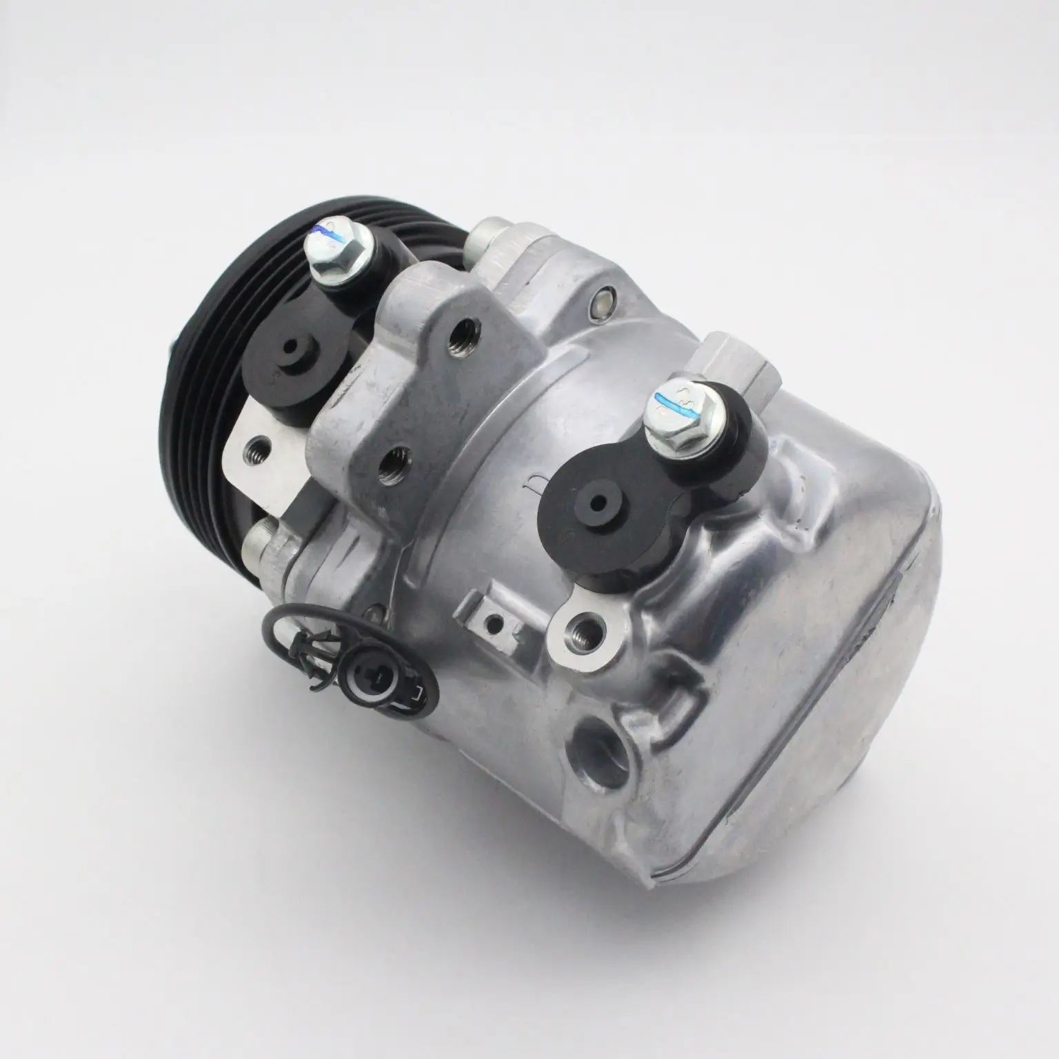 AC Compressor for Suzuki Wagon R - Reliable Performance