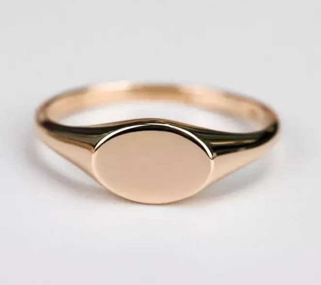 2022 Fashion Custom Design 18k Gold Plated Stainless Steel High Polish Signet Ring Simple Oval Rings