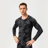 Camouflage noir