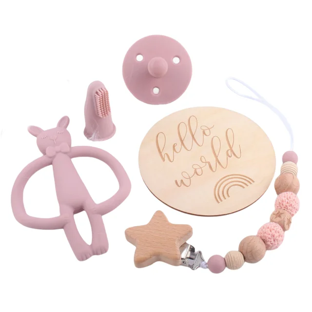 5pcs/set New baby cartoon star pacifier chain creative silicone feeding set rabbit elephant baby teether wood toy