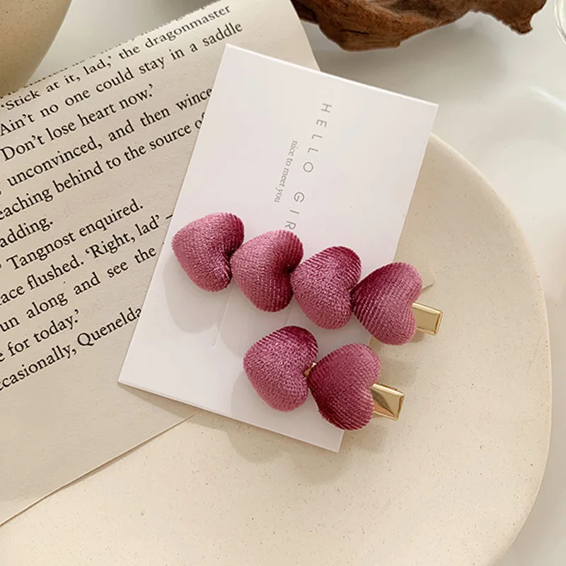 Оптовая продажа модные аксессуары для волос набор металлических заколок с бархатными сердечками украшения