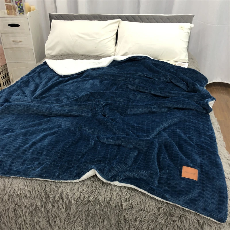 Двойные сверхтяжелые простые Стильные настраиваемые норковые жаккардовые плюшевые одеяла для зимы