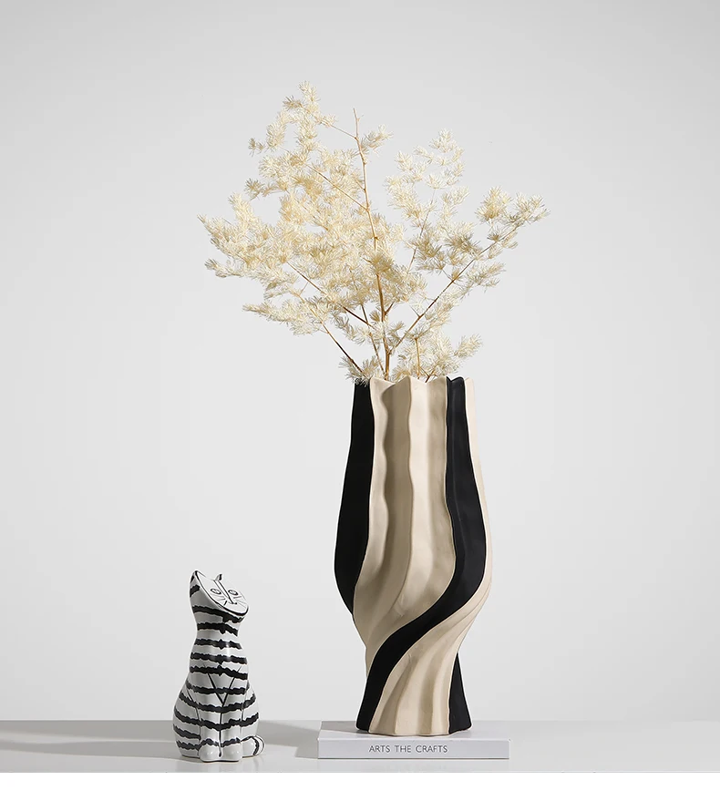 Flolenco Simple Art Nordic Ceramic Vase Home Decor Luxury Vase Interior