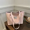 สีชมพู
