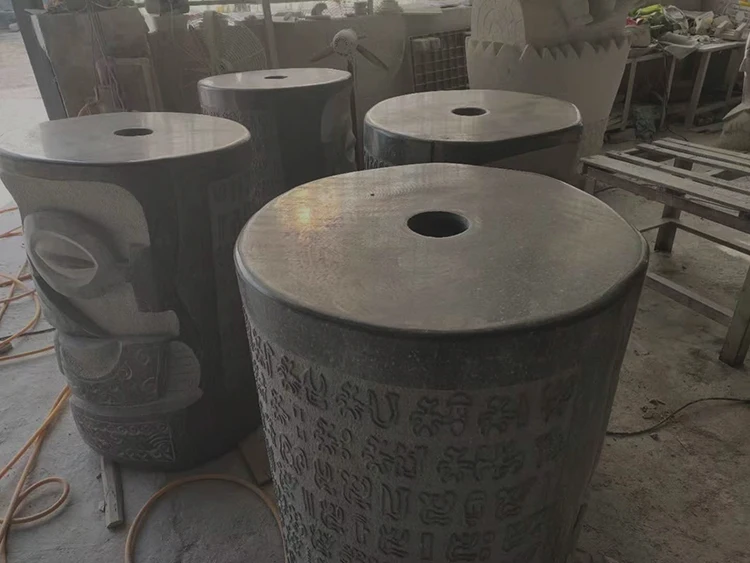 Factory Custom Stone Carvings and Sculptures Wholesale Graite Stone Carved Garden Tiki Statue