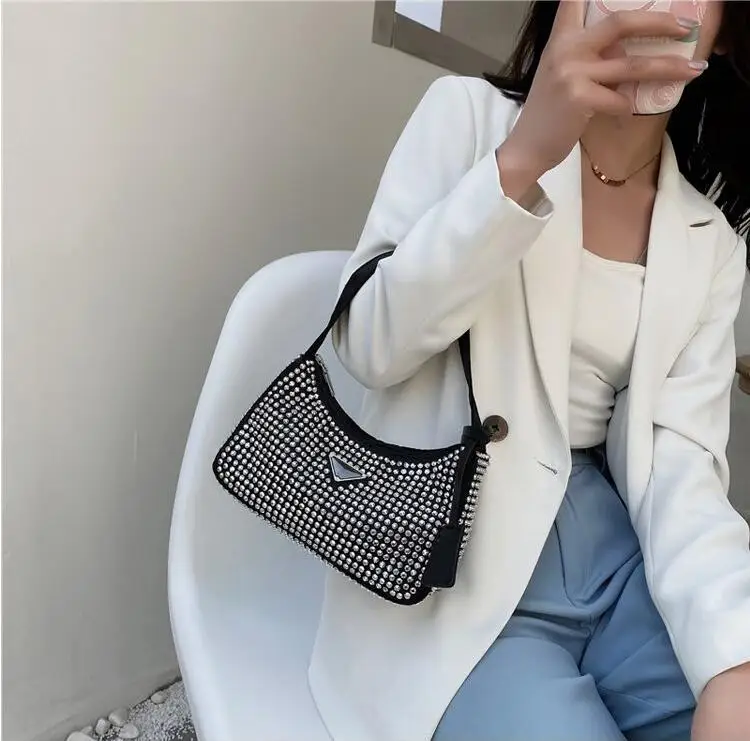 Custom 2022 New Arrivals Triangle Rhinestone Underarm Bag Fashion Trendy Designer Purse Handbags For Women