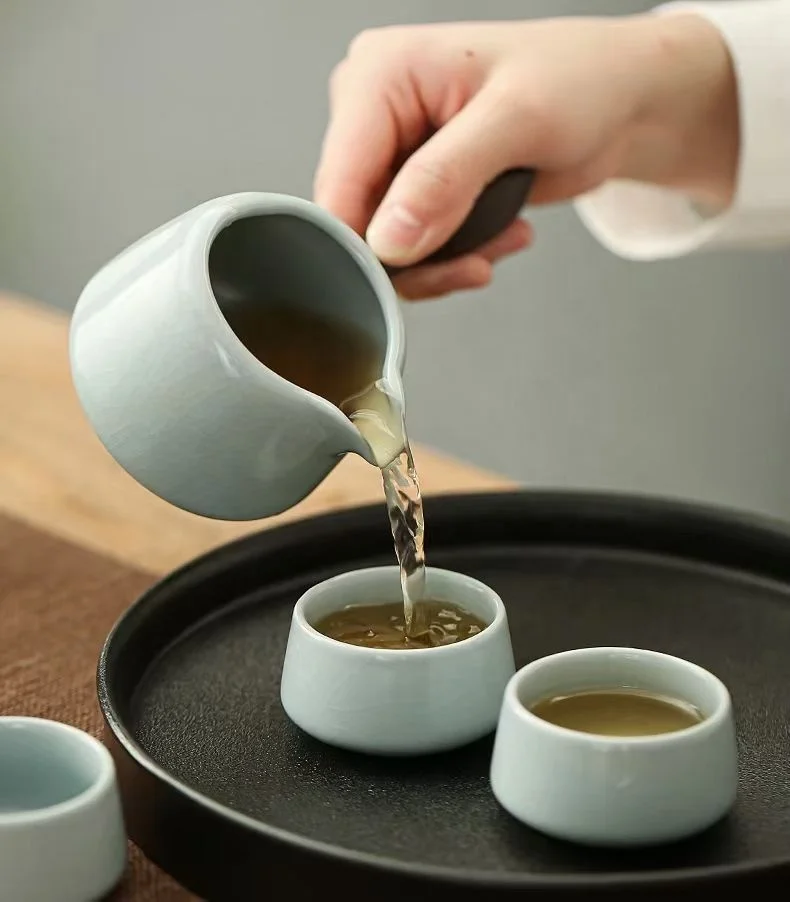 Chinese antique ceramic Ru kiln sky blue ice cracked ceramic pot teacup cover Chinese antique ceramic Gongfu tea set gift