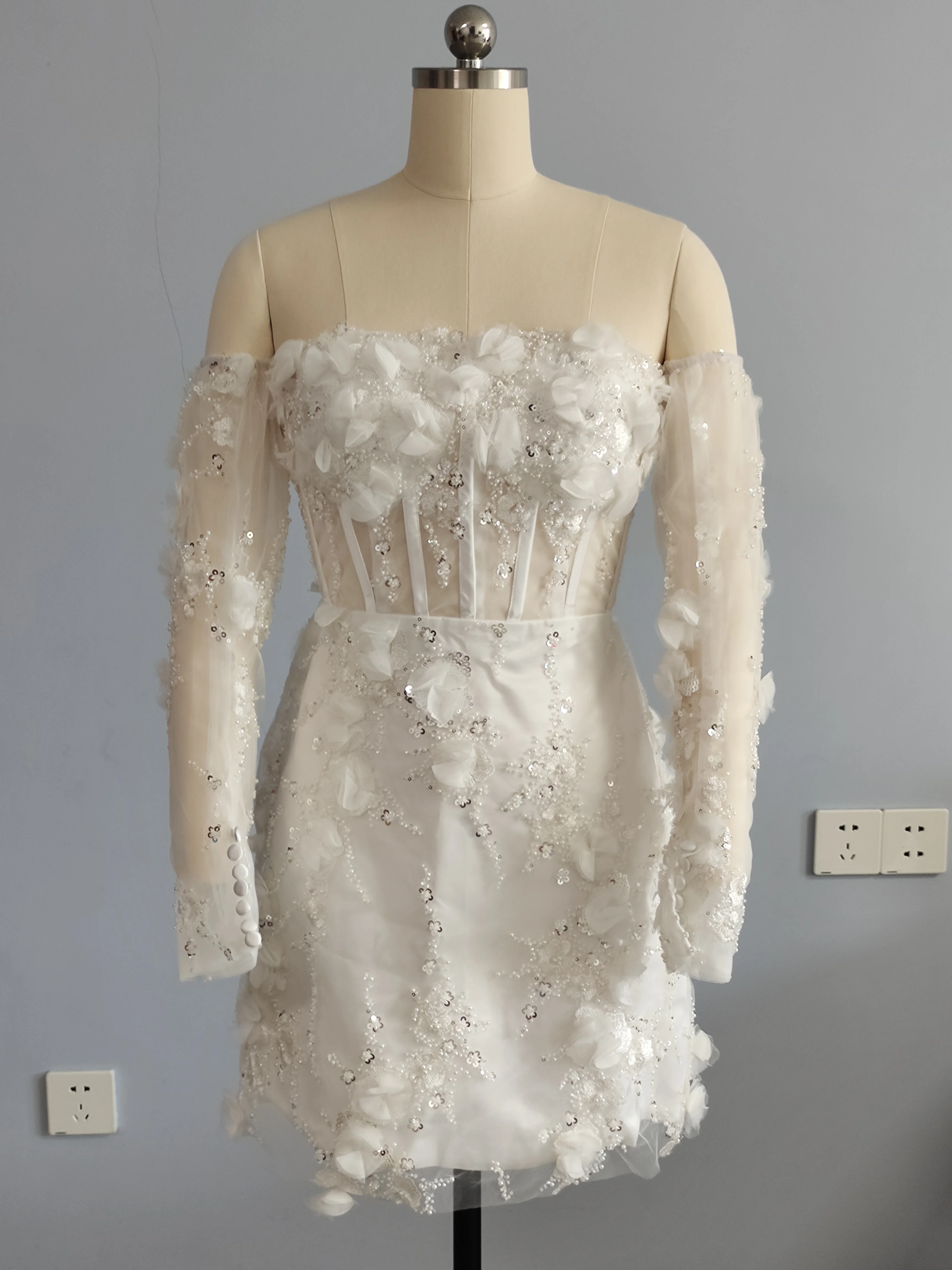 LY-WD0002 Wedding Dress Short Bridal Wedding Engagement Dress Skirt Lace Flower Beaded Sexy Off-Shoulder Long Sleeves Ivory LY-WD0002 Wedding Dress Short Bridal Wedding Engagement Dress Skirt Lace Flower Beaded Sexy Off-Shoulder Long Sleeves Ivory