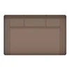 Design 3) Marrone