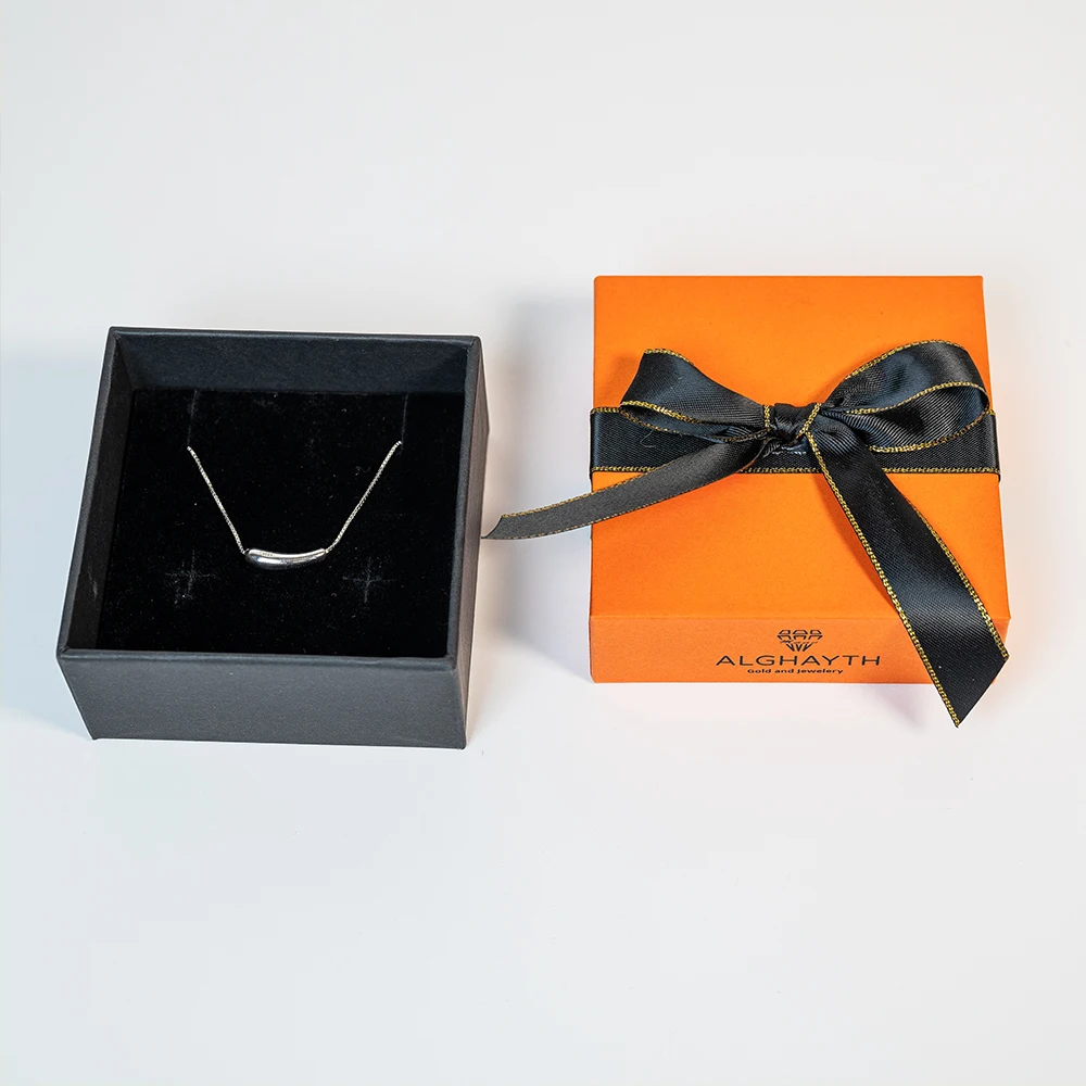 Luxe groothandel met personalisatie ontwerp fluweel inlegverpakking deksel en bodem sieraden halsketting doos voor vrouwen met strikband