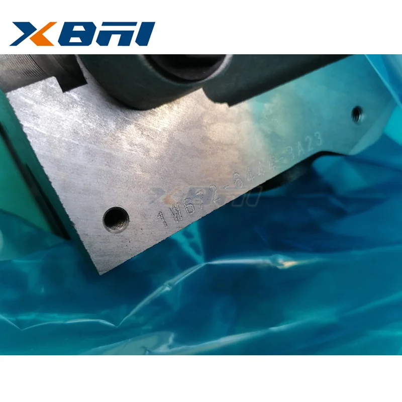 まろん　0317 Fuel Injector 8982843930 095000-0660 For Hitachi ZX200-3