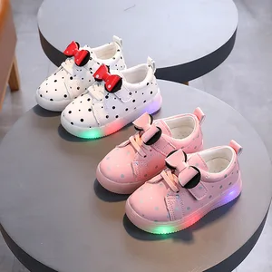 Children's Fashion LED Soft Sole Flats Breathable Casual Shoes Light up Sneakers With Bow Outdoor
