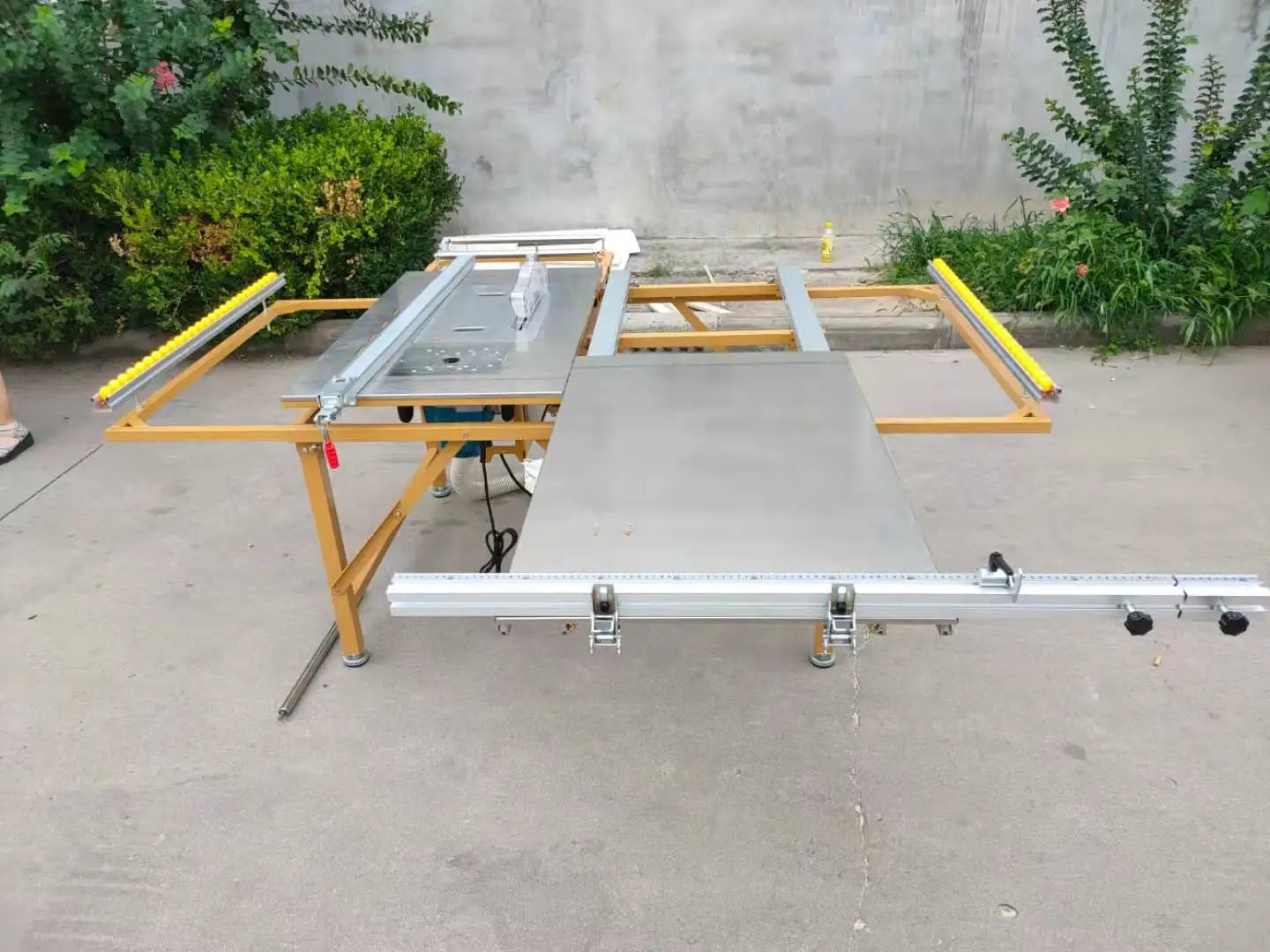 Diy Vertical Mini Hobby Sliding Table Panel Saw Manufacturer of Woodworking Machinery