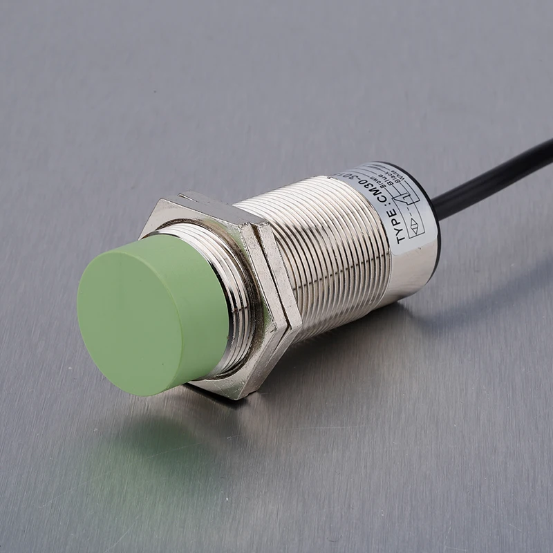 China Manufacturer M30 Approach Proximity Sensor Switch PNP NO+NC Detection Range 15mm Capacitive DC Proximity Sensor Switch