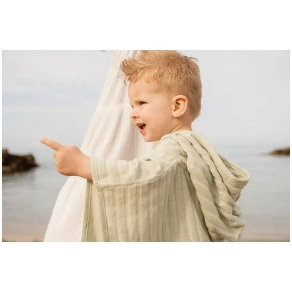 OEKO-TEX 100 Certified Baby Hooded Towel Organic Cotton Soft Hooded Beach Poncho Kids Towel supplier