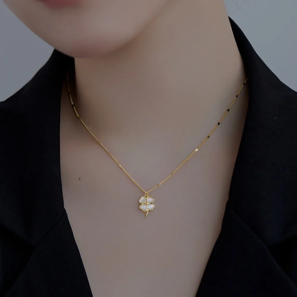 KAKODIY Women's Custom Boutique Jewelry Brand 925 Sterling Silver Jewelry Fine Silver 18K Gold Plated Clover Necklace for Women detail 3