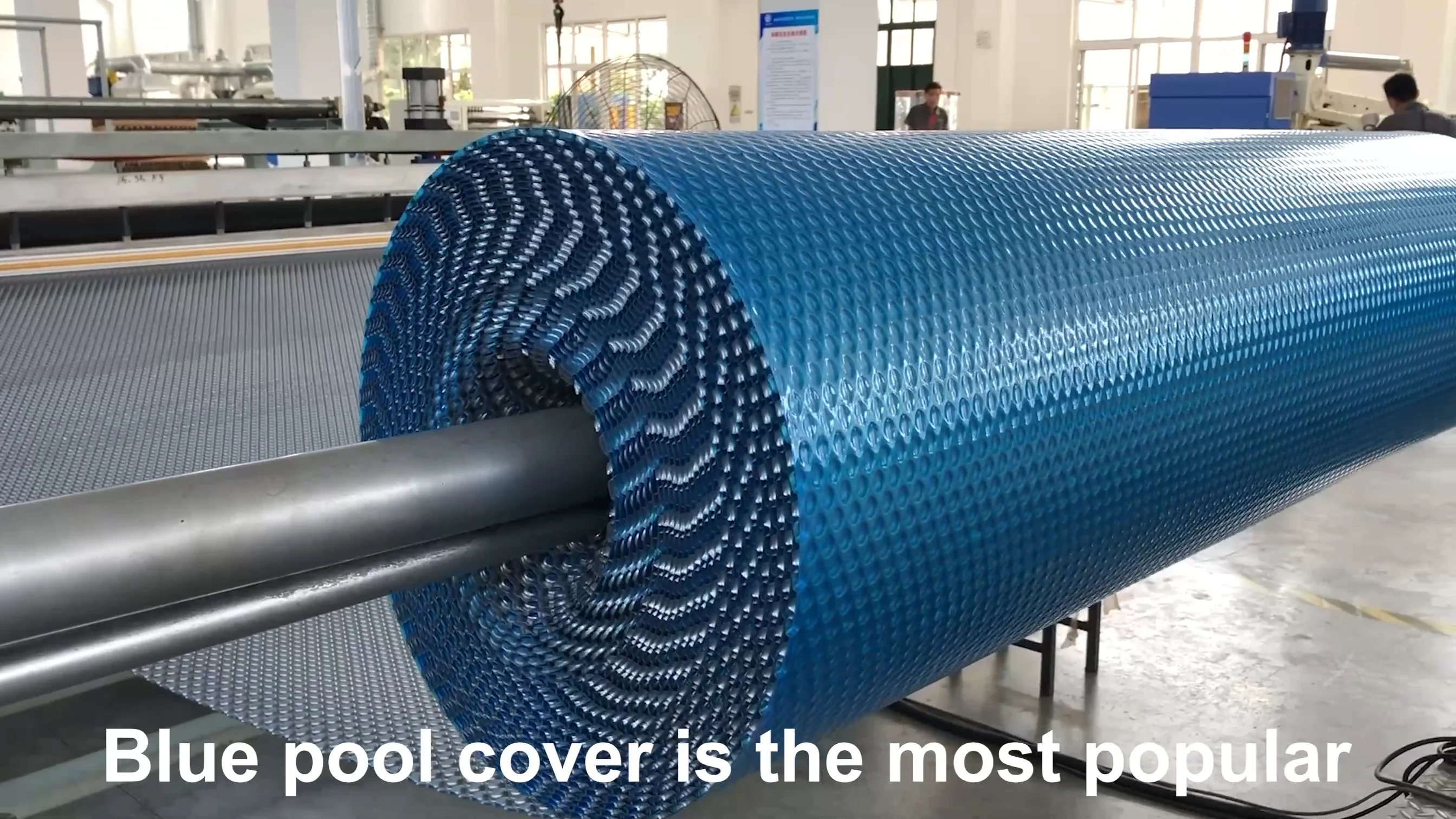 Anti - UV 100um 200um Swimming Pool Solar Cover Blue Color PE Bubble  Blanket Solar Pool Cover