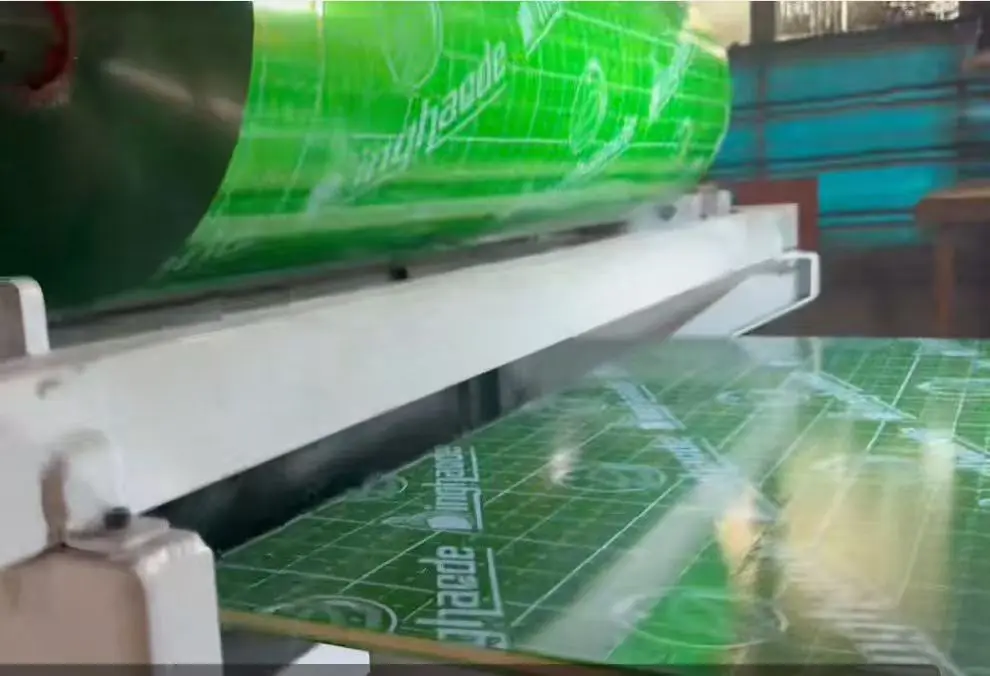 product 1220x2440mm waterproof hardwood core pp plastic coated film faced plywood-5