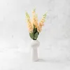 A bouquet in champagne color