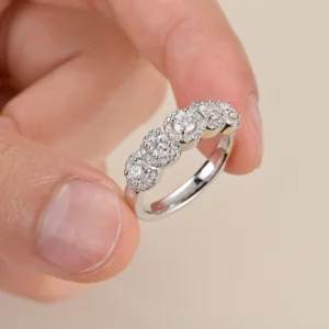 Brilliant Moissanite Rings Plated Platinum S925 Sterling Silver Unisex Wedding Party Classic Fine No Tarnish GRA Certified