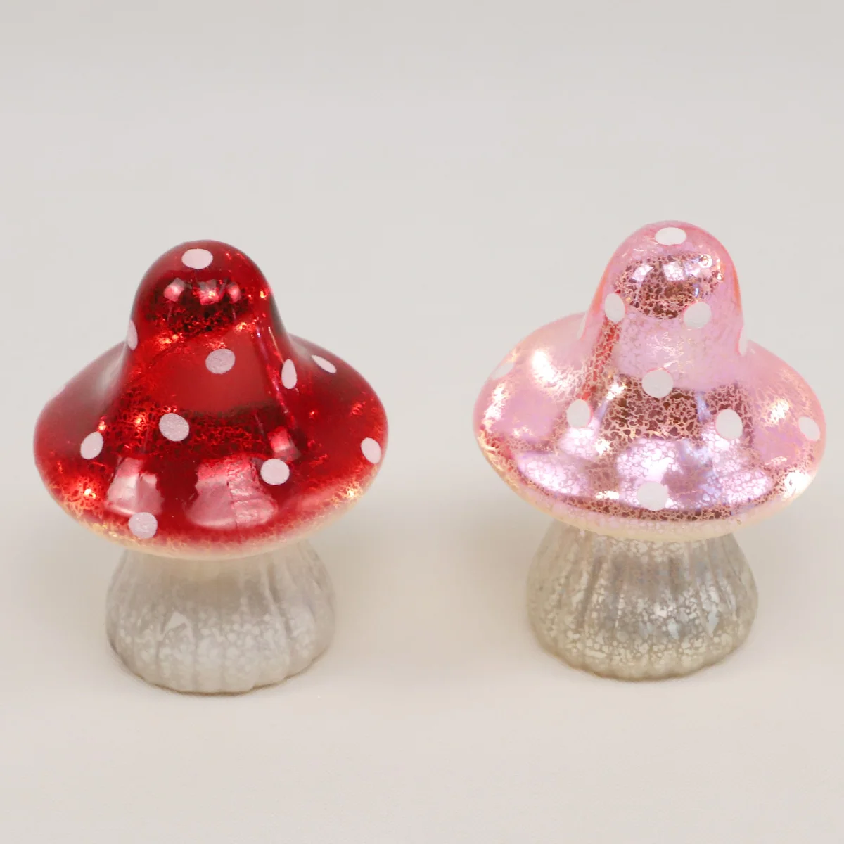 New Design Battery Operated Mushroom-shaped Lamp Glass LED Table Lamp manufacture