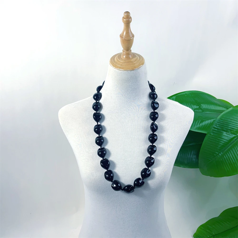 Hot Selling Solid Color Kukui Nut Lei Necklace Tropical Fashion Acrylic Hawaiian Island Graduation Jewelry for Parties Weddings