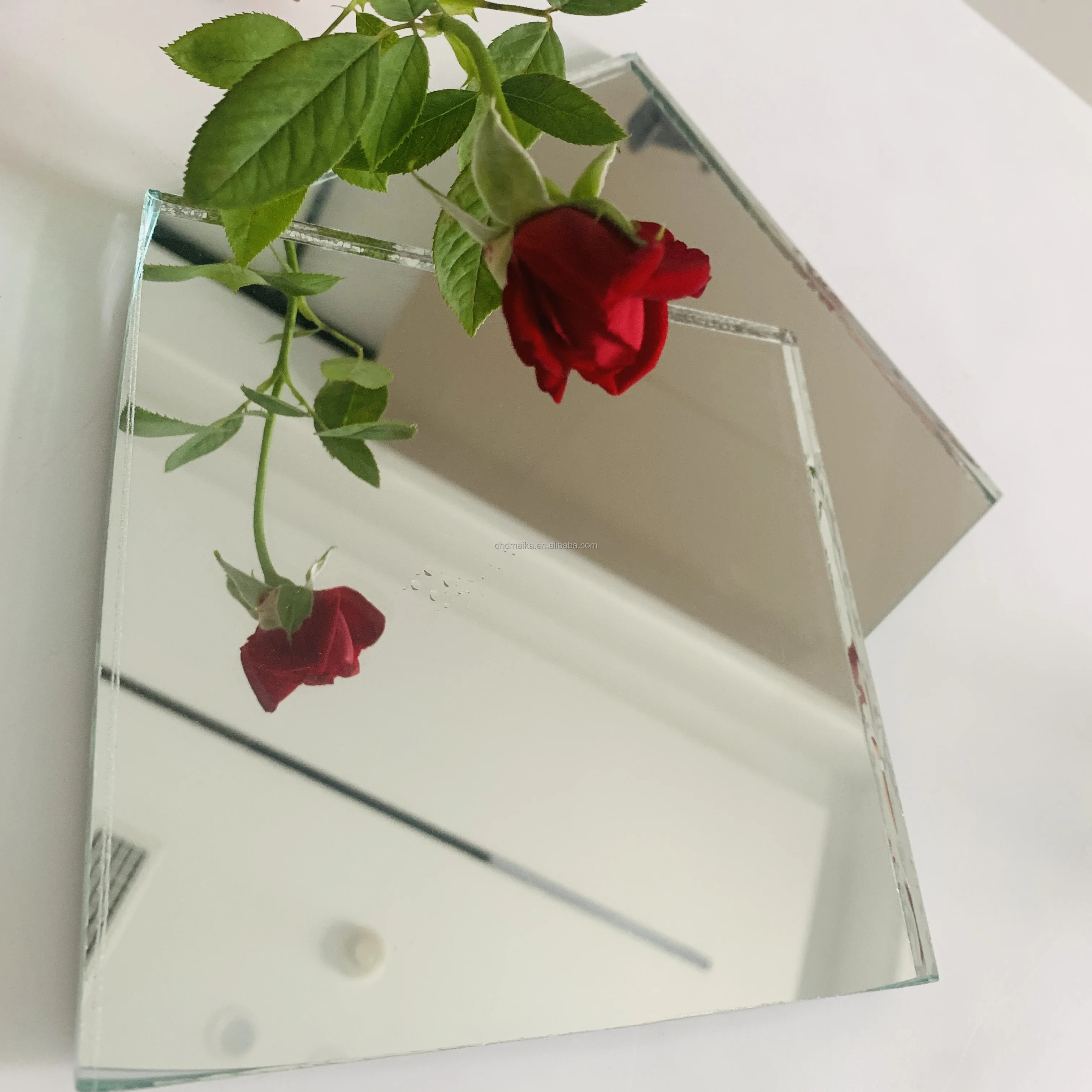High Reflective Solar One Way Mirror Decorative Oval Shape Self Adhesive Flexible Full Length Mirrors for Decoration Mirror