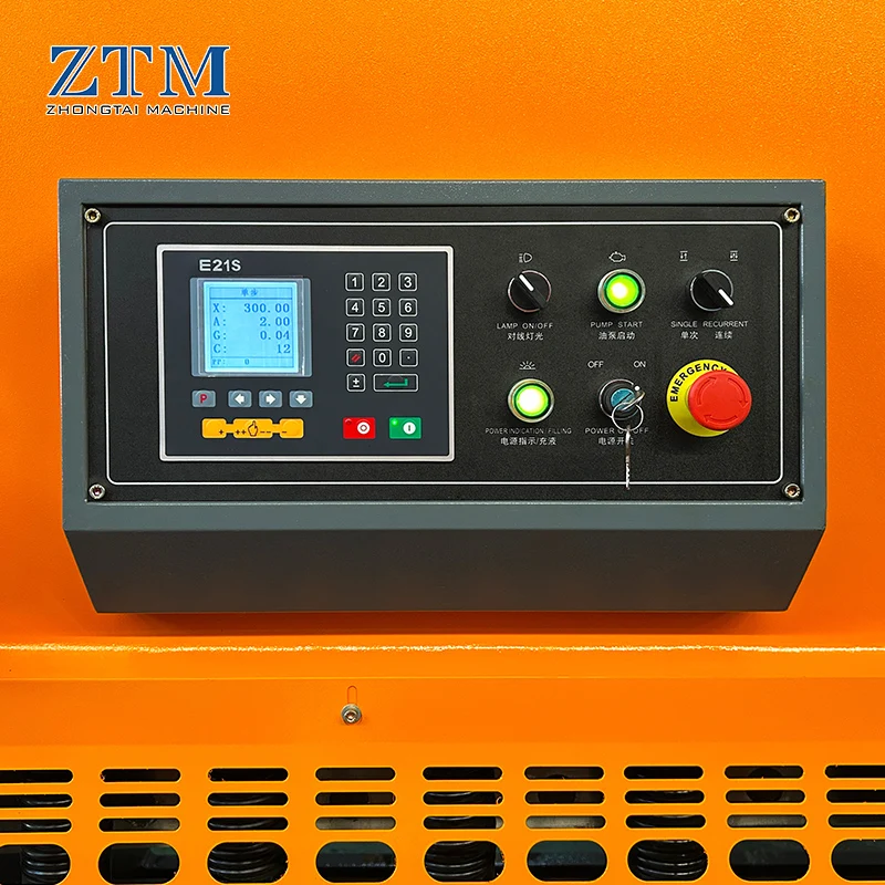 16x4000 Heavy Duty Guillotine Shear 4