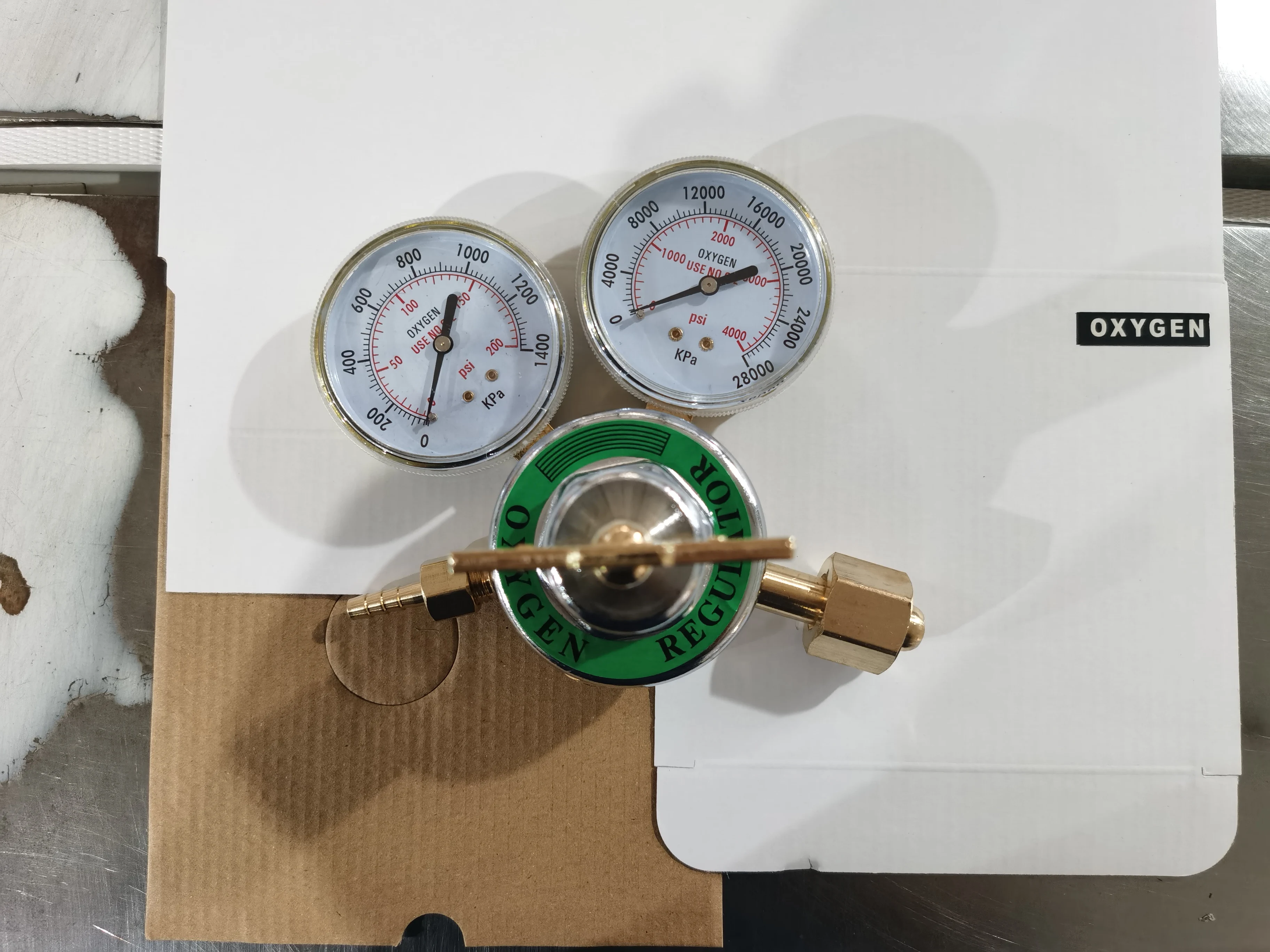 マスターレギュレーター 真鍮製溶接ガスレギュレーター 酸素