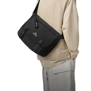 New Outdoor Crossbody Bag Cordura Big Capacity Men's Water Repellent Messenger Bags Stylish Wear Resistant Sling Bag for Women