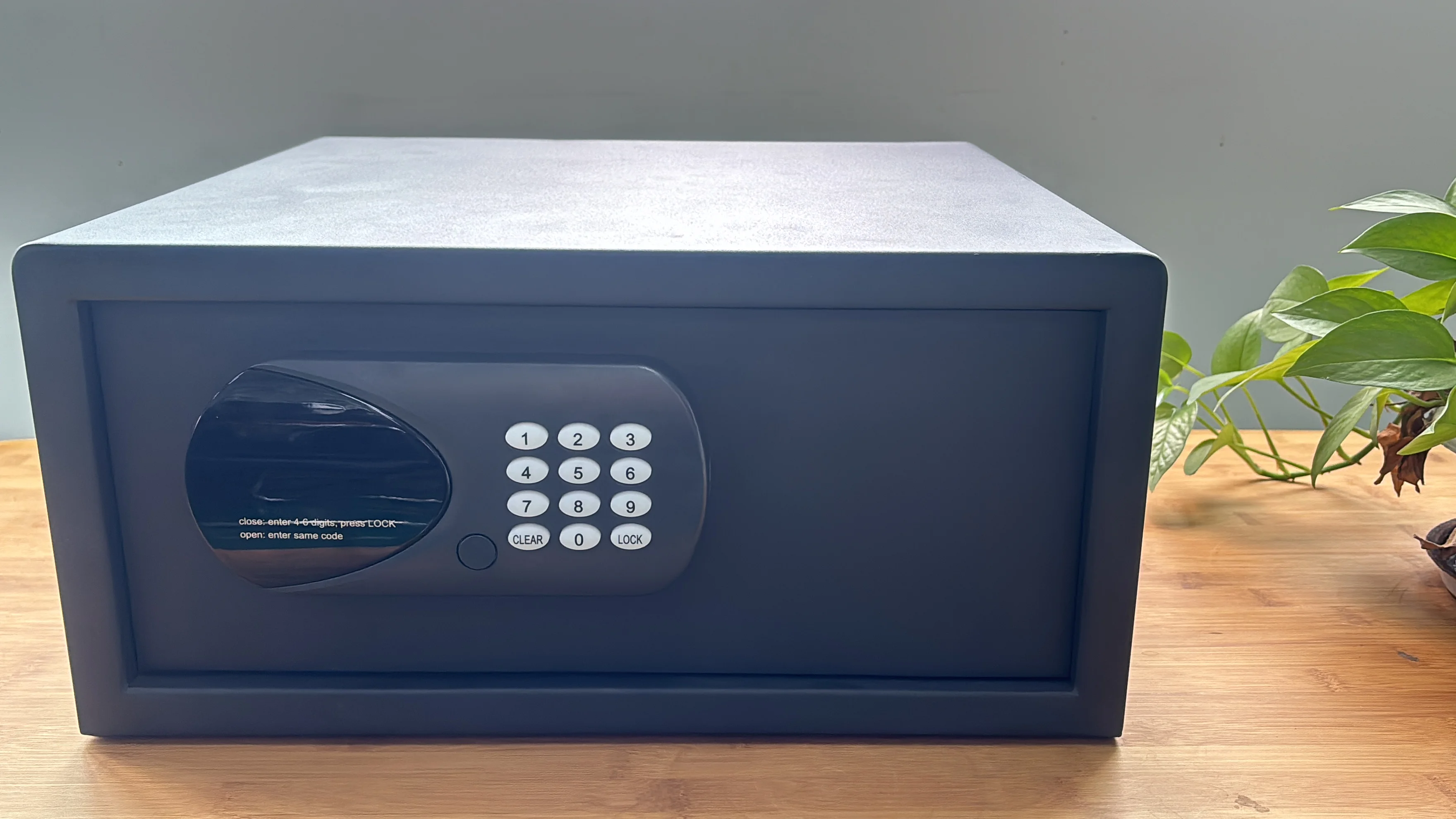 Factory Direct Mini Hotel Safe Box Electronic Secure Storage for Money and Jewellery with Code Key Direct Sales