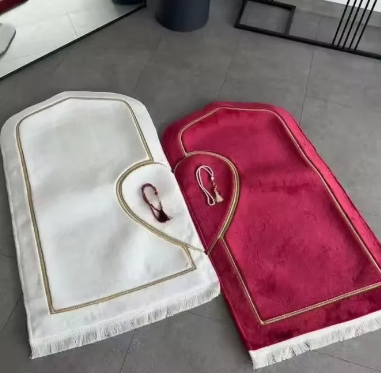 Custom 2 Prayer Mat Set Heart Design  Couple Prayer Mat  Love Prayer Rugs Set Islamic Wedding Gift Valentine's Day  Nikkah Gift