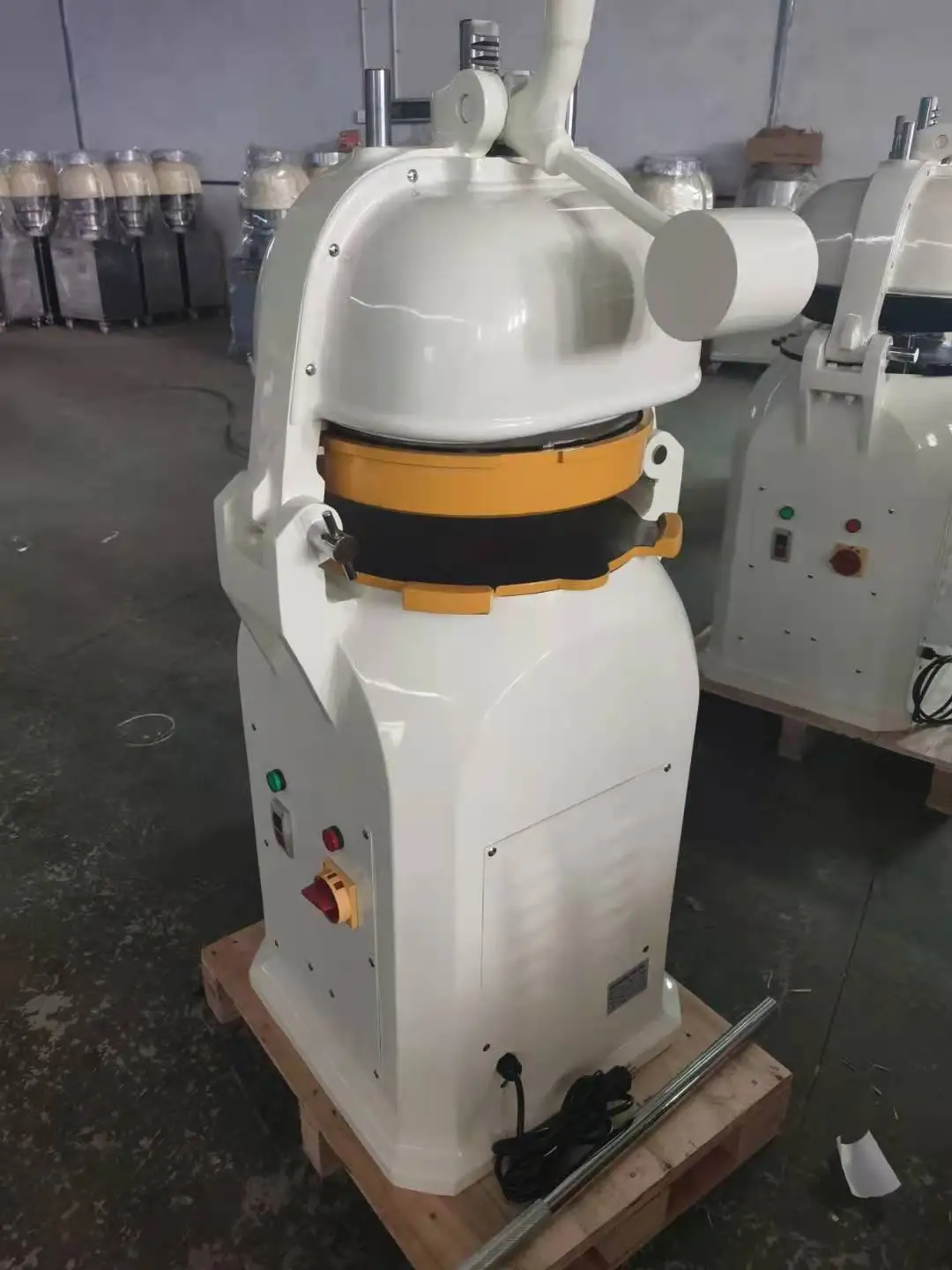 Mini Hydraulic Automatic Bakery Bread Rounder Press Pizza Ball Making