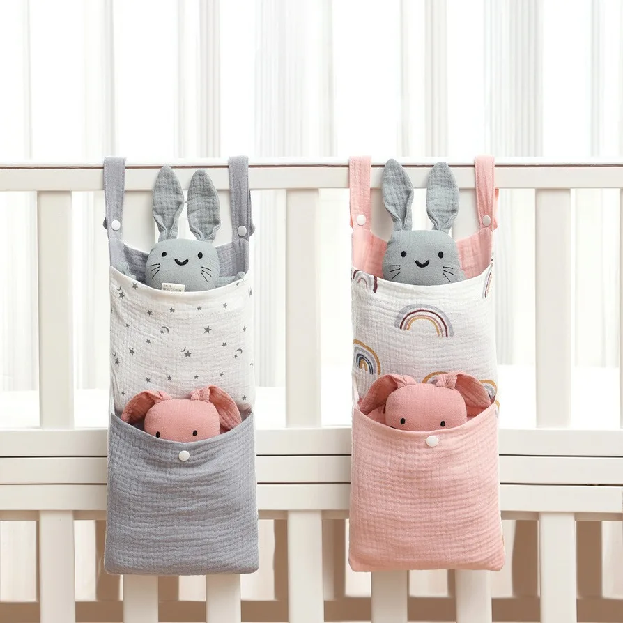 New Arrival Multifunctional Cotton Muslin Fabric Baby Crib Organizer Diaper Hanging Storage Bag with Double Pocket