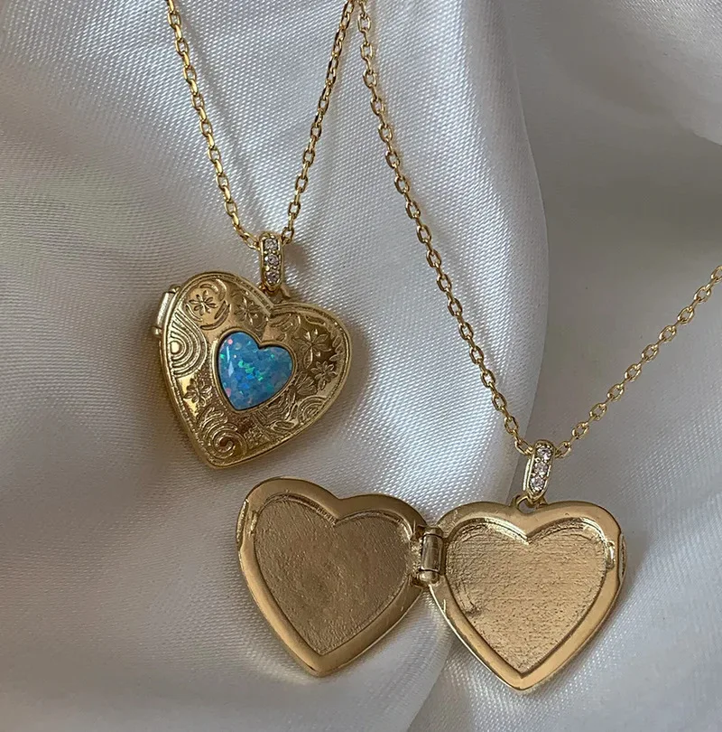 Unique Style INS Real Gold Plating Brass Fake Opal Gemstone Heart Photo Locket Pendant Necklace Fashion