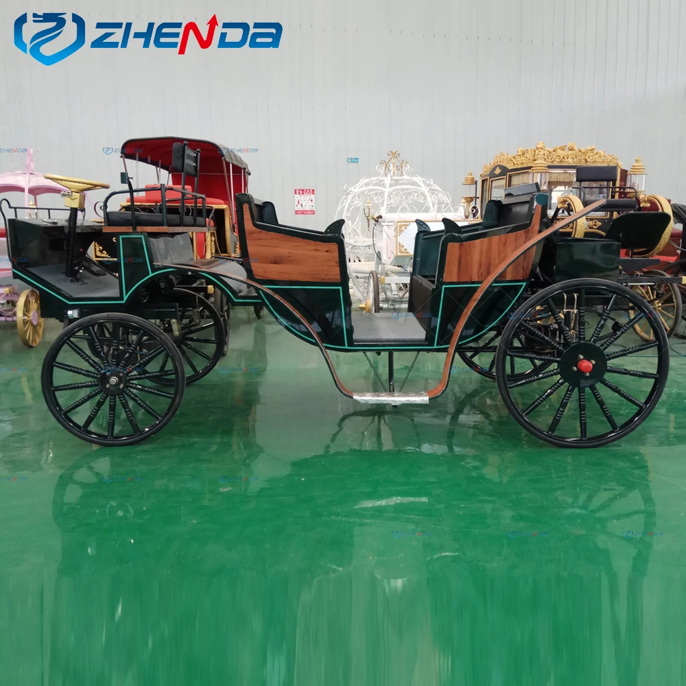 Luxury Four Wheels Sightseeing Horse Carriage / Electric Pumpkin Horse