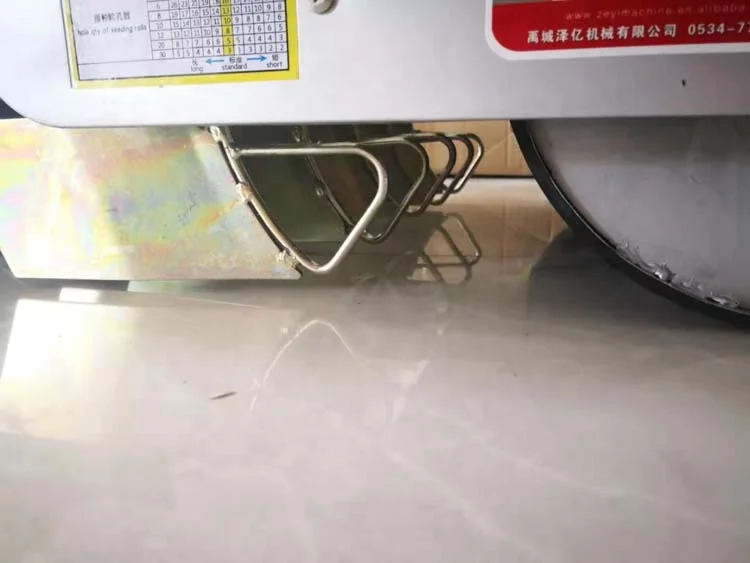 
Великолепное качество, ручная модель, 5 рядов, маленькие семена, сеялка для овощей, продажа 