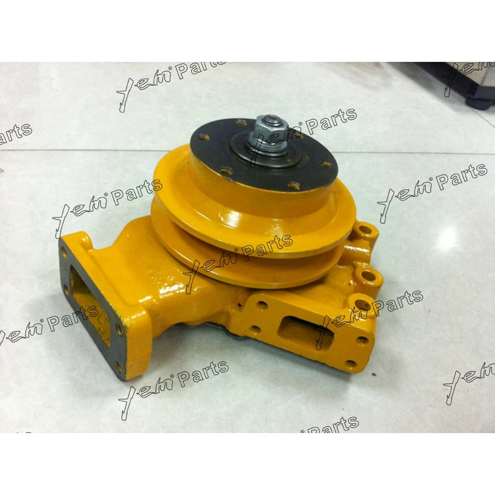 Excellent Quality 4D105 Water Pump for Komatsu Machinery Engine Spare Parts