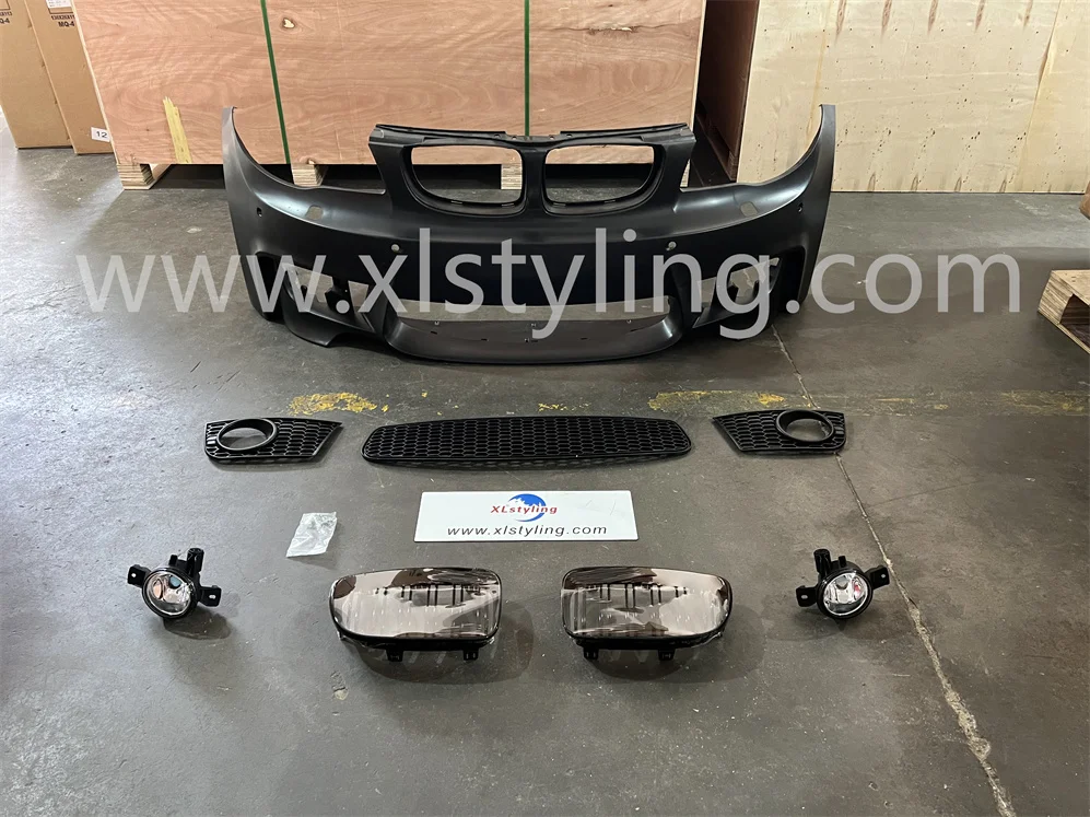For XLstyling New Car Conversion Upgrade 1M Front Bumper Facelift Body Kit for BMW E81 E82 E87 with Black Carbon Fiber Look