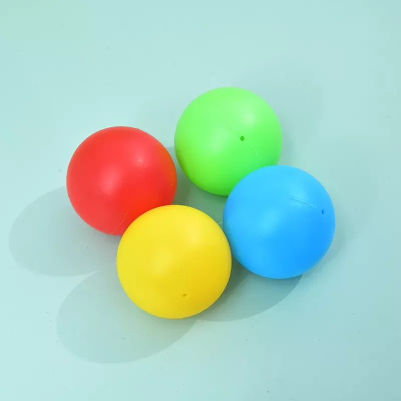 Детская развивающая пластиковая игрушка