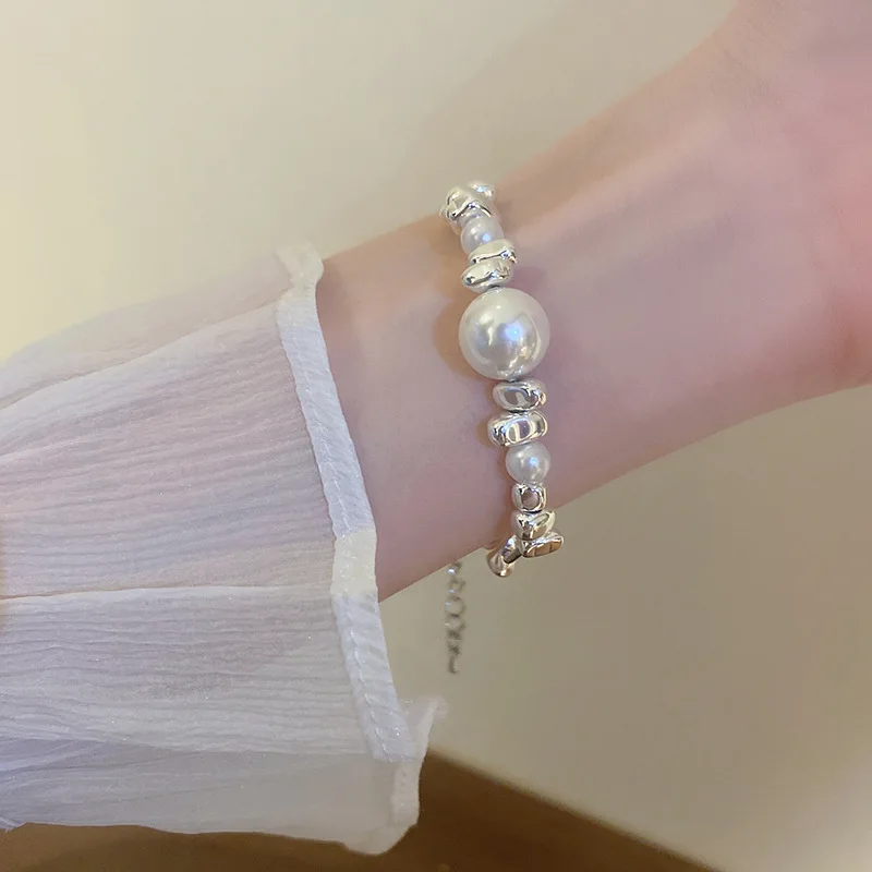 New Irregularly Trending Fashion Pearl Necklace and Bracelet Sets Luxury Design Necklaces Set