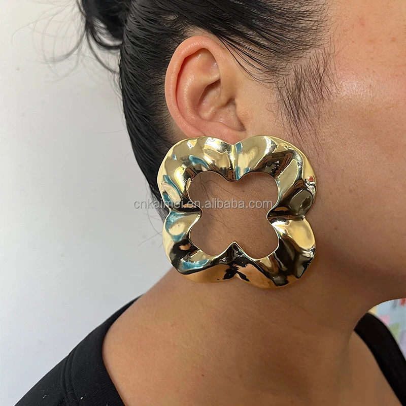 kaimei earrings1120003.jpg