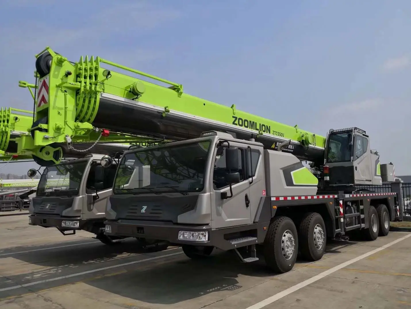 Zoomlion 55Ton Mobile Truck Crane Construction Machinery Lifting Crane
